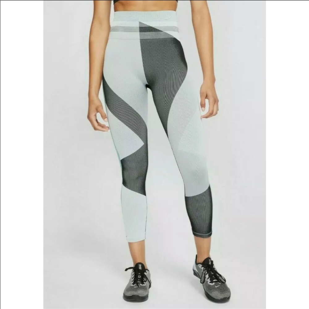 WOMEN'S NIKE SCULPT LUX ICON CLASH 7/8 HIGH RISE RUNNING TIGHTS XS